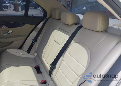 2015 Mercedes-Benz C 300 4Matic from USA, damaged, VIN 55SWF4KB3FU087660